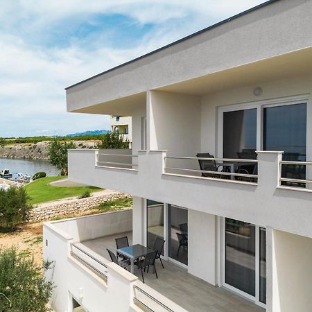Miletici Beachfront Apartments Tic With Seaview מראה חיצוני תמונה