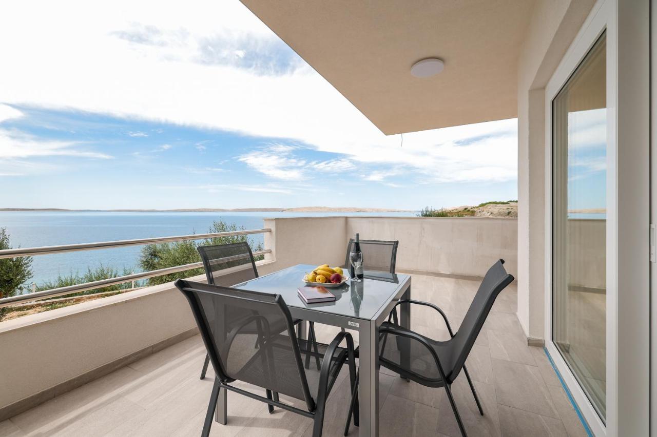 Miletici Beachfront Apartments Tic With Seaview מראה חיצוני תמונה