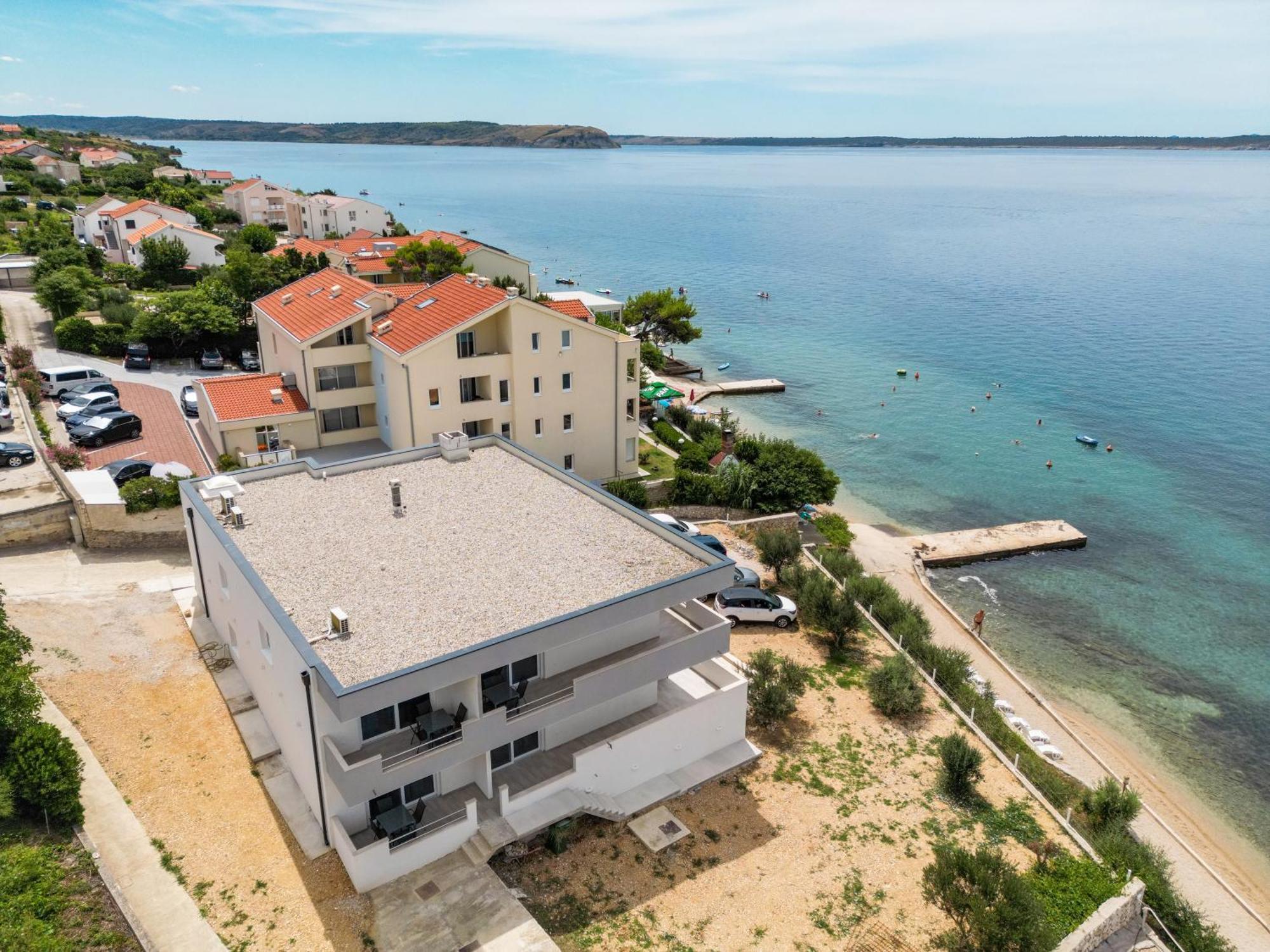 Miletici Beachfront Apartments Tic With Seaview מראה חיצוני תמונה